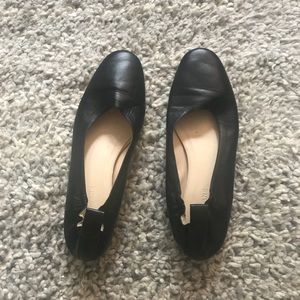 Everlane Day Flat - 9.5; worn only twice!